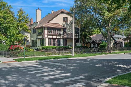 800 N Oak Park, Oak Park, IL 60302