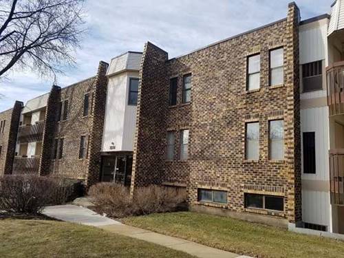 2216 Country Club Unit 13, Woodridge, IL 60517