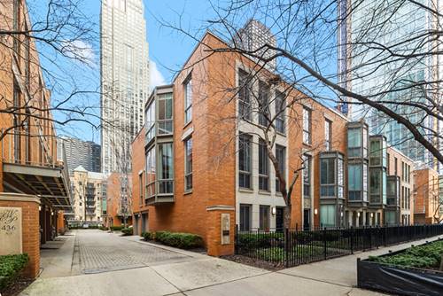 438 E North Water, Chicago, IL 60611