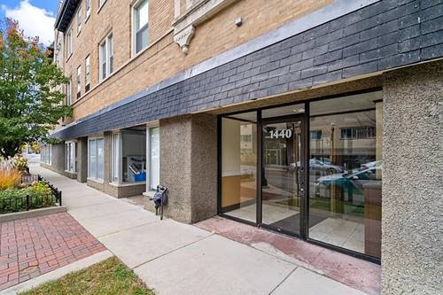 1440 W Howard Unit 18, Chicago, IL 60626