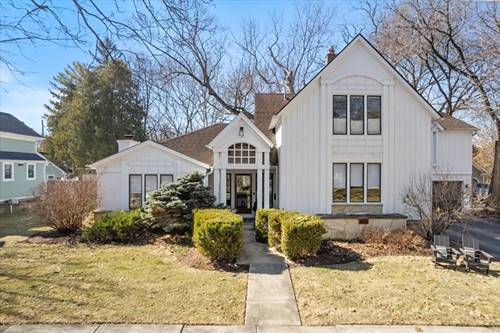 804 Dow, Geneva, IL 60134