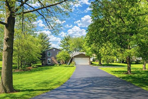 13310 N Red Coat, Lemont, IL 60439