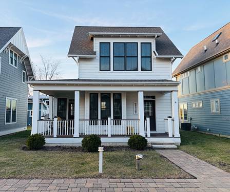 4 Pelican, Ottawa, IL 61350