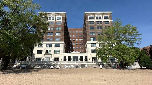 1205 W Sherwin Unit 805, Chicago, IL 60626