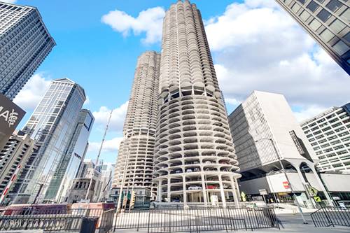 300 N State Unit 2510, Chicago, IL 60654