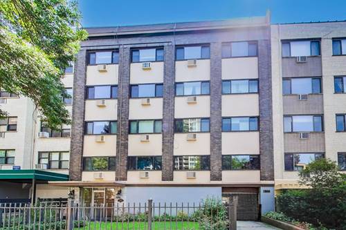 561 W Stratford Unit 4F, Chicago, IL 60657
