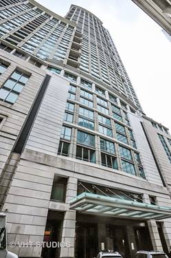 130 N Garland Unit 2508, Chicago, IL 60602