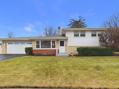 1605 E Frederick, Arlington Heights, IL 60004