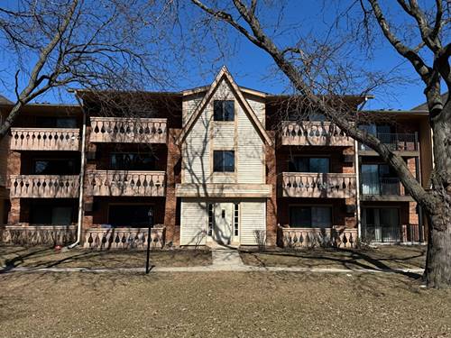 13 Parkside Unit 4, Vernon Hills, IL 60061