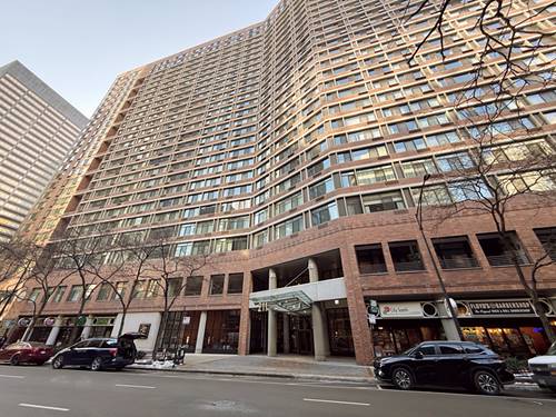 211 E Ohio Unit 2707, Chicago, IL 60611