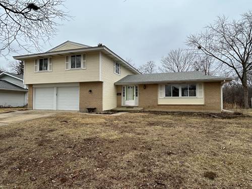 235 Quincy, Schaumburg, IL 60193