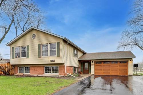 2819 N Kennicott, Arlington Heights, IL 60004