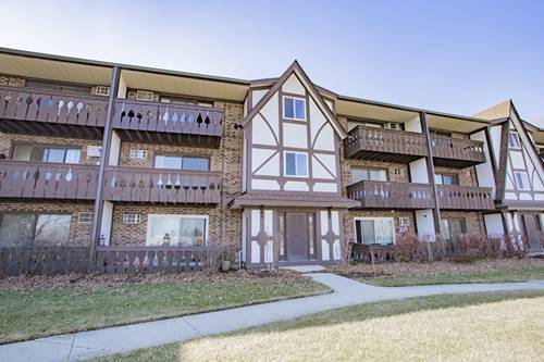 4 Crestview Unit 10, Vernon Hills, IL 60061