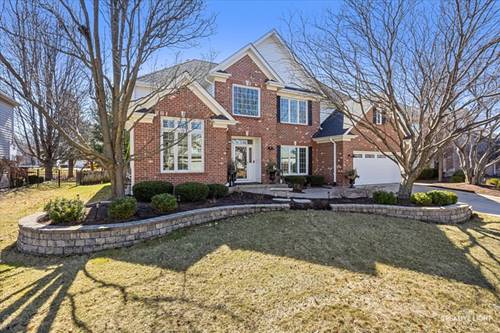 2552 Dewes, Naperville, IL 60564