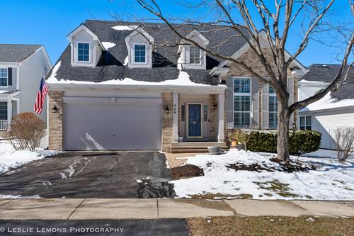 526 Windett, Geneva, IL 60134