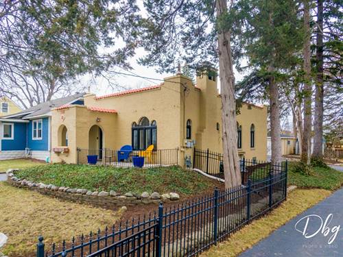 338 S Lake, Grayslake, IL 60030