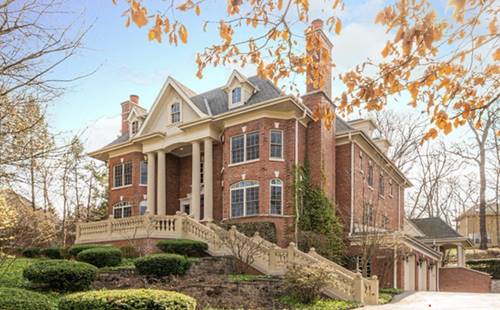 646 Riford, Glen Ellyn, IL 60137