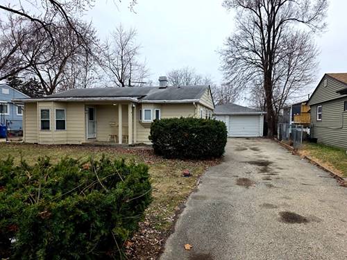 28 Hickory, Carpentersville, IL 60110