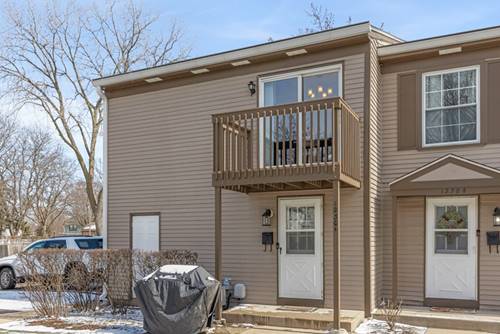 1230 Bunker Hill Unit A, Wheaton, IL 60189