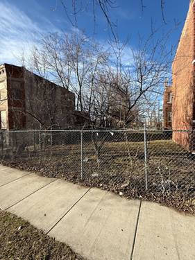 4202 W Wilcox, Chicago, IL 60624