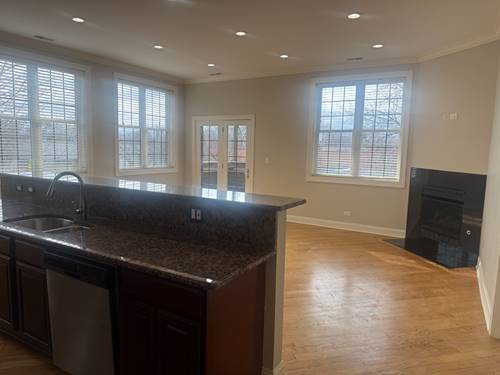 2338 W Morse Unit 2A, Chicago, IL 60645