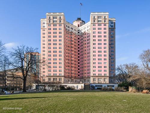 5555 N Sheridan Unit 1717, Chicago, IL 60640