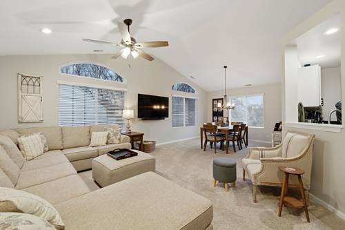 1824 Maplewood, Grayslake, IL 60030