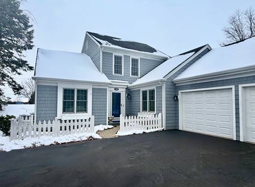 388 Narragansett, Crystal Lake, IL 60012