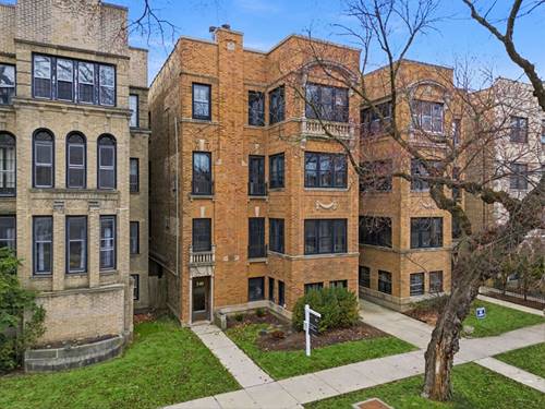 540 Sheridan Unit 3, Evanston, IL 60202