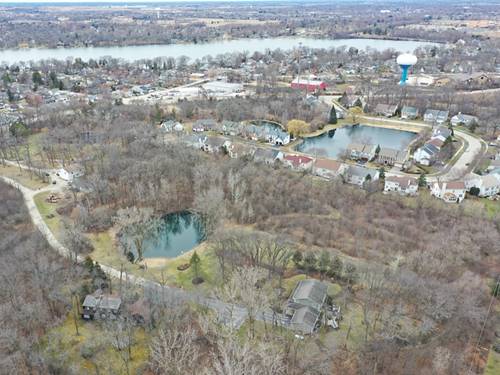 18238 W Gages Lake, Grayslake, IL 60030