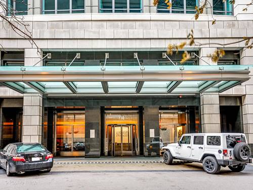 130 N Garland Unit 1701, Chicago, IL 60602