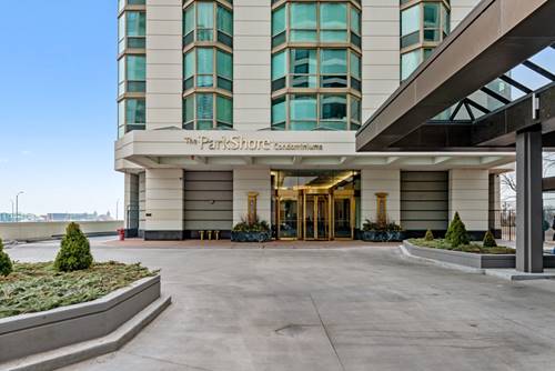 195 N Harbor Unit 3301, Chicago, IL 60601