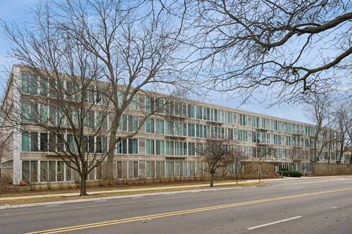 2555 Gross Point Unit 101, Evanston, IL 60201
