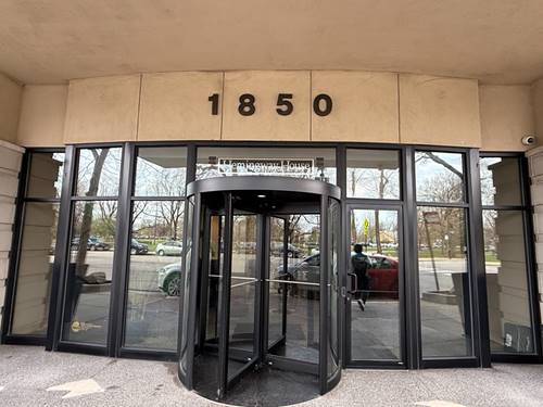 1850 N Clark Unit 810, Chicago, IL 60614