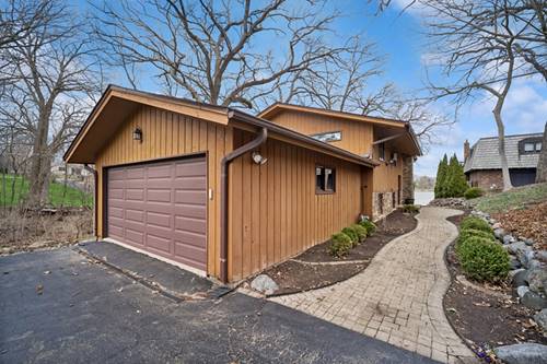 128 Hickory, Lake In The Hills, IL 60156