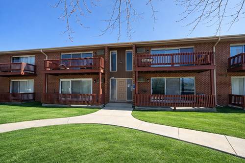 555 N Carroll Unit 1F, Glenwood, IL 60425