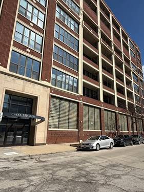 320 E 21st Unit 411, Chicago, IL 60616