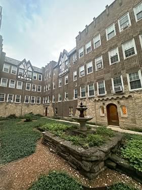 2333 W Farwell Unit 1S, Chicago, IL 60645