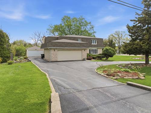 1735 Larson, Roselle, IL 60172