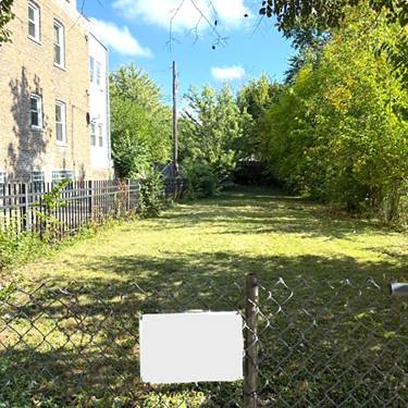 711 N Ridgeway, Chicago, IL 60624