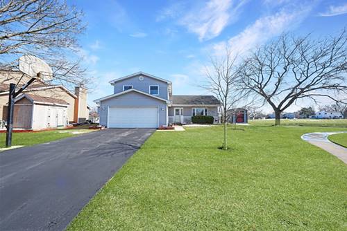 565 Edgebrook, Carol Stream, IL 60188