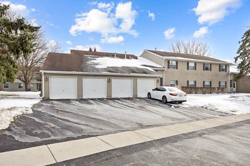 527 E Shag Bark Unit A, Streamwood, IL 60107