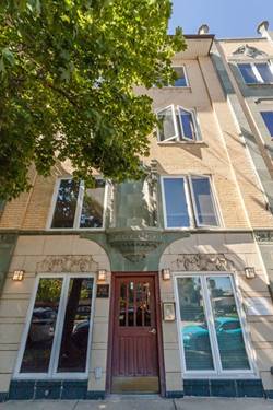 1636 W Melrose Unit 305, Chicago, IL 60657