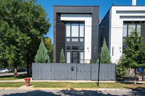 2456 W Ohio, Chicago, IL 60612