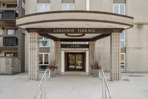 1738 Chicago Unit 805, Evanston, IL 60201