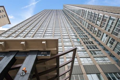 655 W Irving Park Unit 303, Chicago, IL 60613