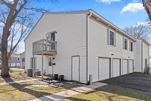 1675 Valley Forge Unit A, Wheaton, IL 60189