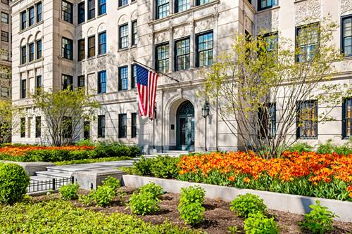 1500 N Lake Shore Unit 9B, Chicago, IL 60610