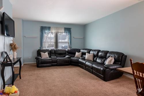 2418 Montclair, Montgomery, IL 60538