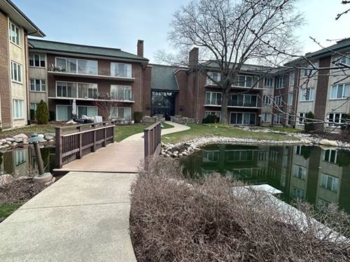 4 Oak Brook Club Unit G205, Oak Brook, IL 60523